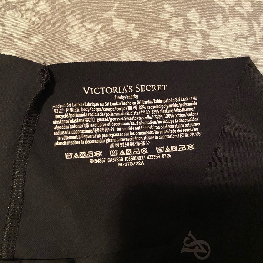 17 pairs Victoria's Secret Cheeky Panties NWOT price FIRM - Picture 2 of 4